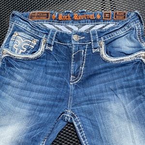 MENS ROCK REVIVAL JEANS SIZE 32
